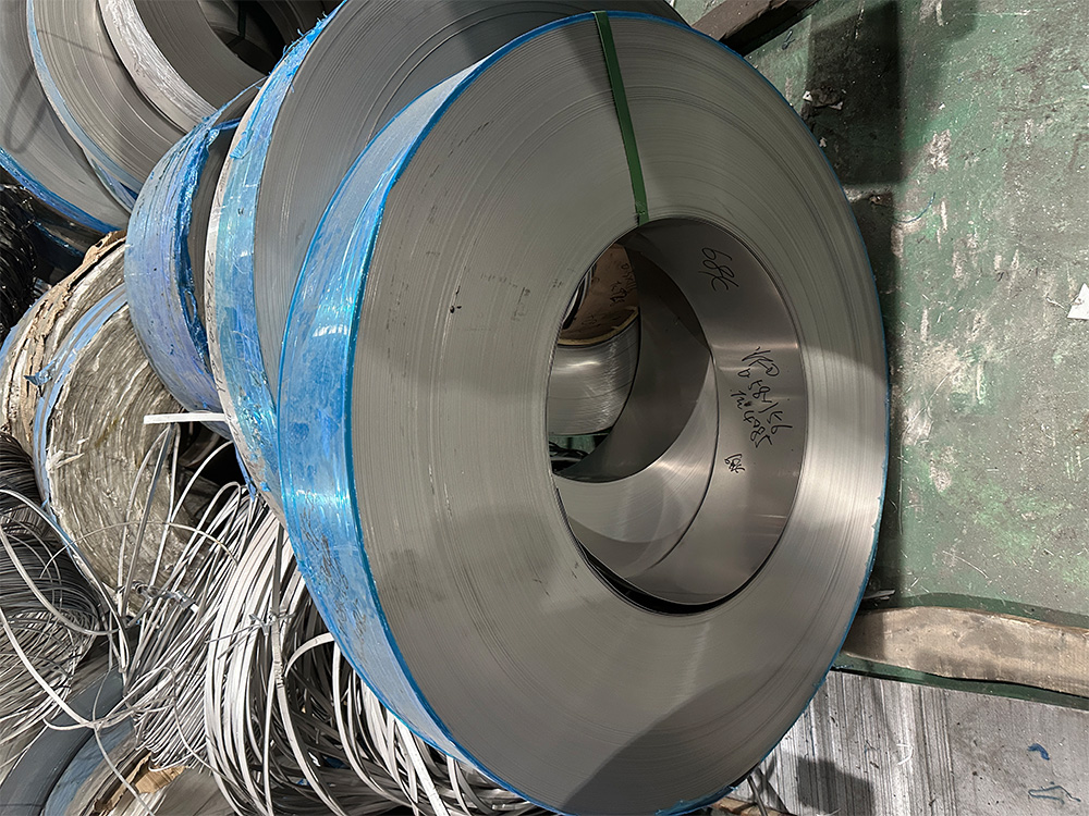 不锈钢窄带分条